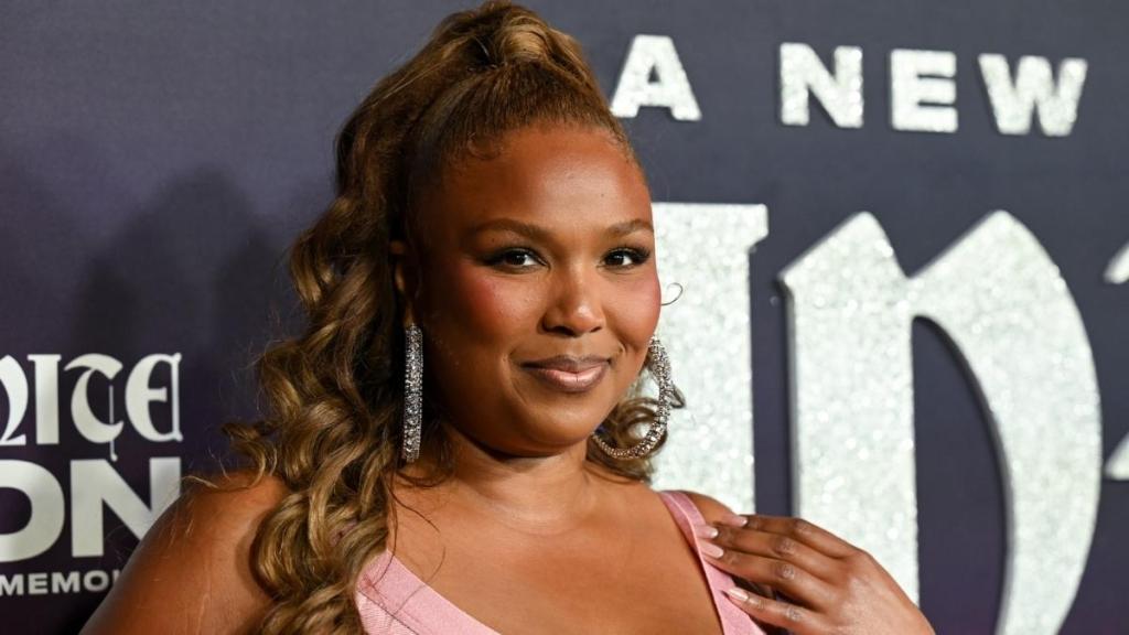 Lizzo Stepped Out in Glittery Minidress For Boyfriend's Art Exhibit
