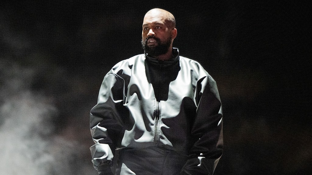 Kanye West Won't Be Abandoned By This Golden Globes Winner