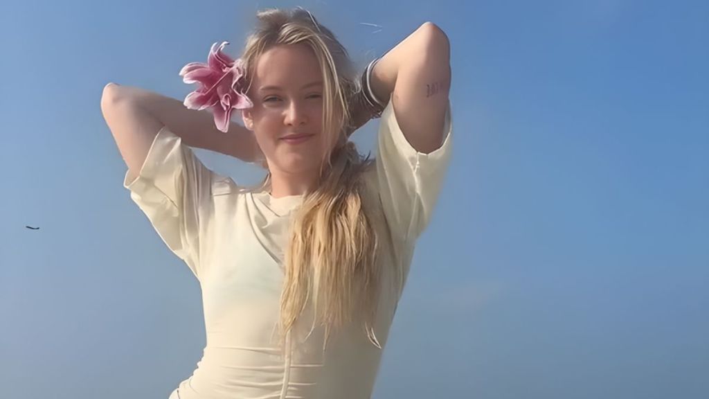 Zara Larsson’s Shorts Are So Tiny, They Look Like Underwear