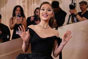 Ariana Grande Reacts to Vogue's Photoshop Error Giving Her 6 Fingers