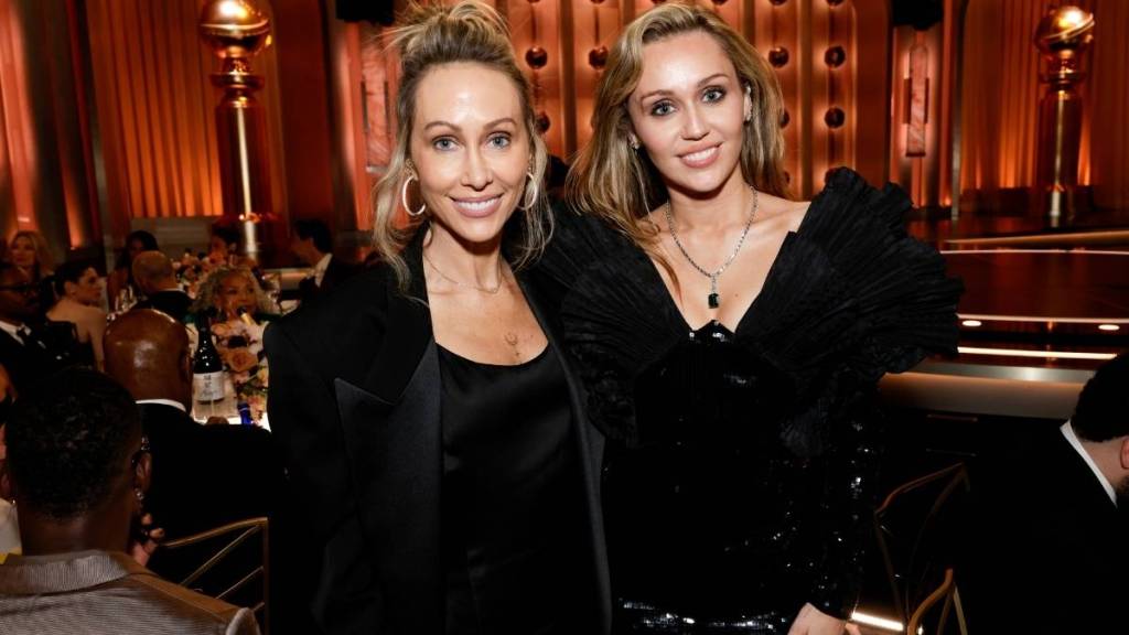 Miley Cyrus’ Mom Tish Says She Used Weed To ‘Self-Medicate’ After Divorce
