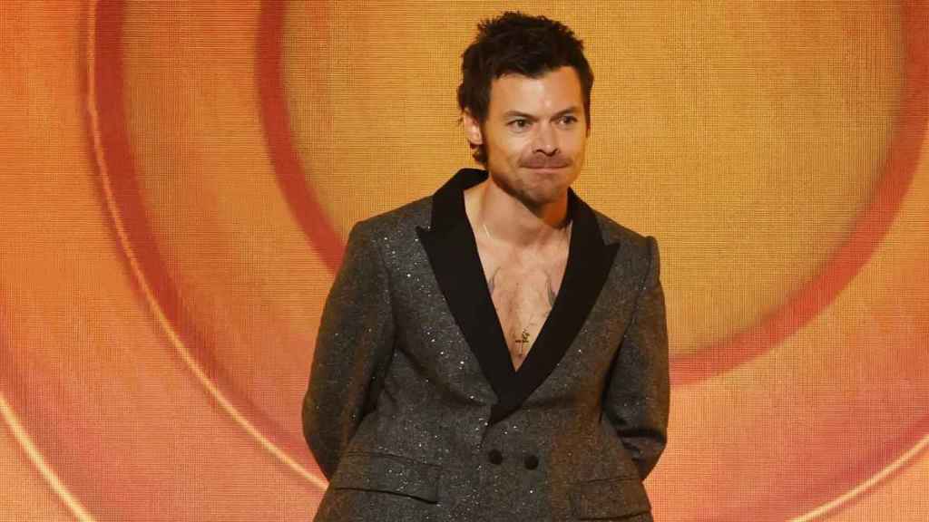 Harry Styles on Laughing at His Grandmother’s Funeral: ‘Inappropriate'