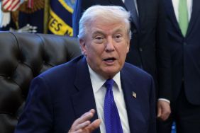 'Will Donald Trump Get Impeached?' Trends Amid Poll Ratings