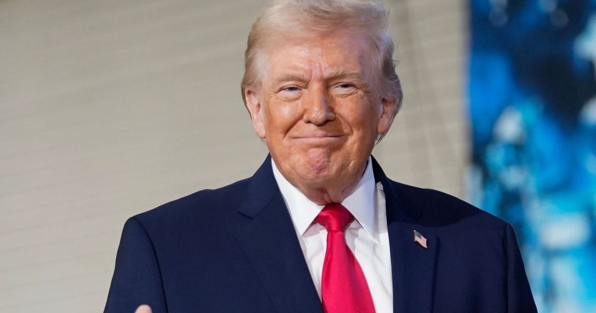 Donald Trump Trademark Filing Fuels Florida Airport Controversy