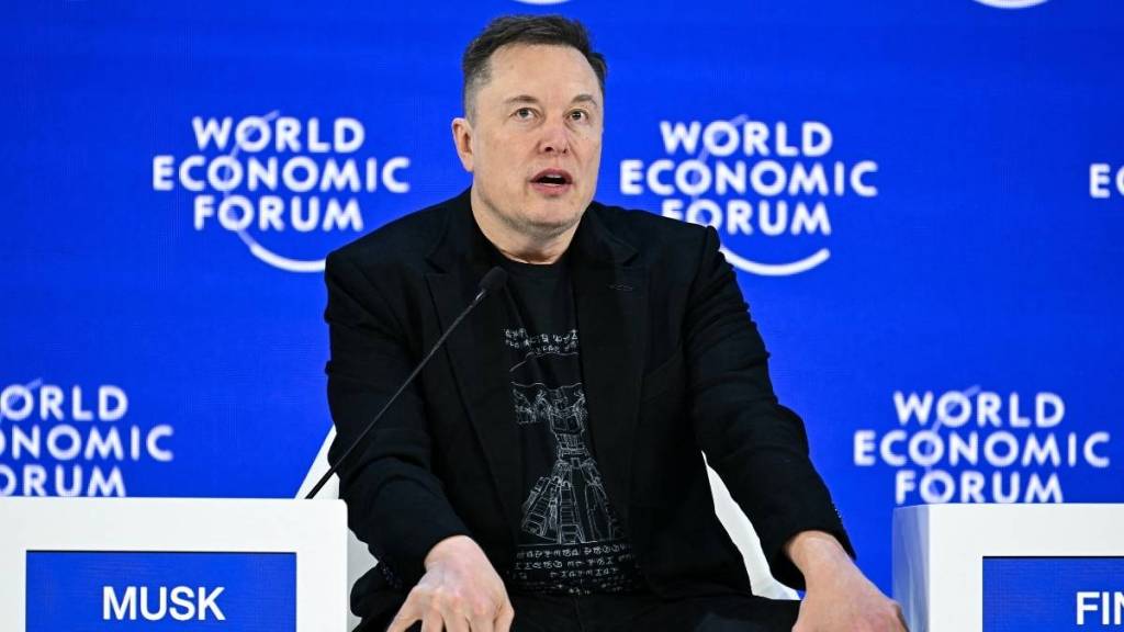 Elon Musk Offers To Pay Legal Fees for Epstein’s Victims