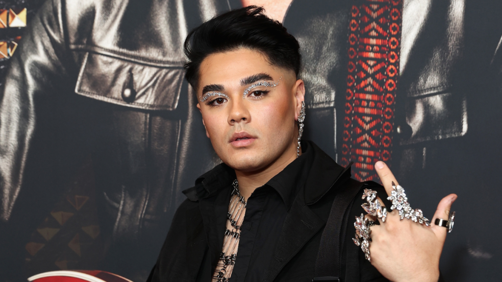 AGT’s Masked Singer Nails American Idol Audition, Wins Golden Ticket