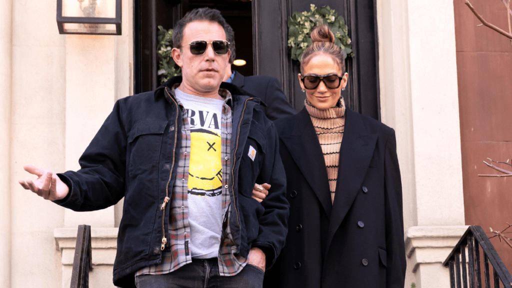Jennifer Lopez & Ben Affleck Paying High Price After Divorce — Report