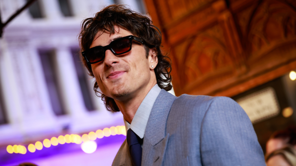 Jacob Elordi Rumored to Have Been Offered James Bond Role