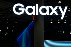 Samsung Galaxy S26 Ultra's New Privacy Display Feature Is Breaking the Internet