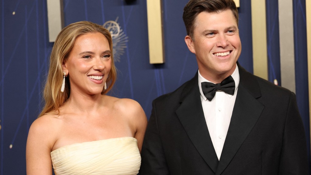 scarlett johansson colin jost