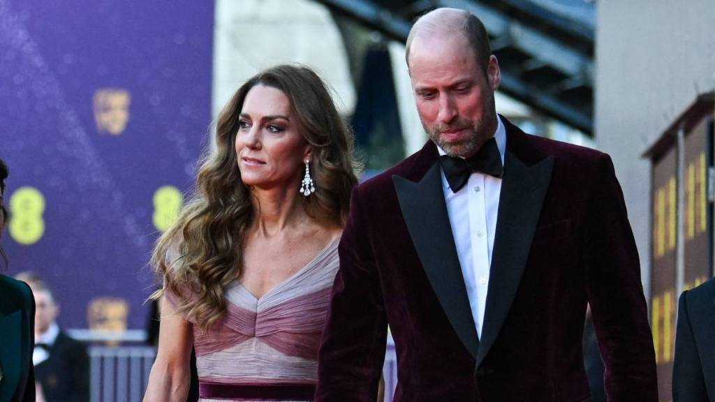 Prince William & Wife Ignore Questions on Ex-Prince Andrew Arrest at BAFTAs