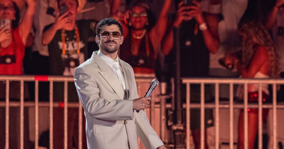 Bad Bunny Honors Brazilian Football Icon Pelé During Concert
