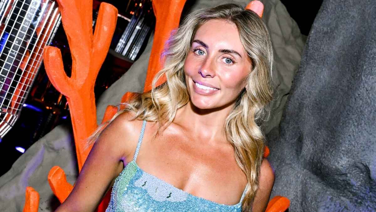 OnlyFans' Bonnie Blue Had Unprotected Sex With 400 Men — Report - Mandatory