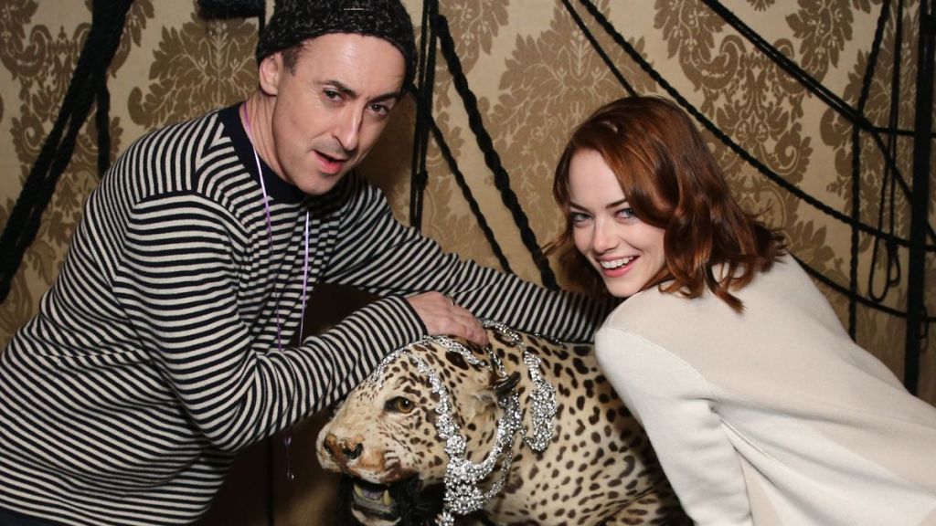 Alan Cumming on This Music Icon Crashing His & Emma Stone’s Karaoke Night