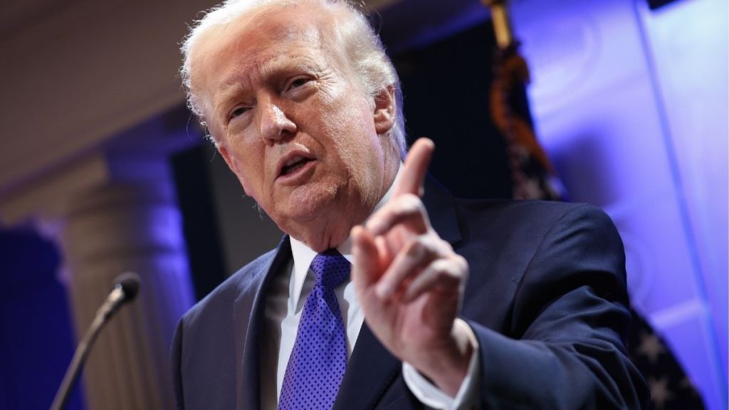 Donald Trump Announces Connor Hellebuyck Will Receive Presidential Medal of Freedom