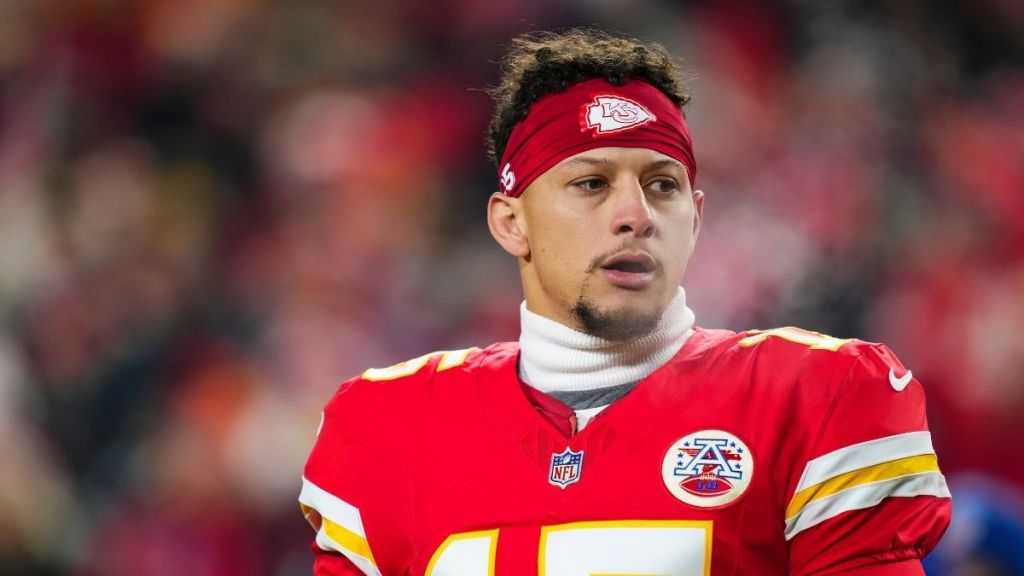 Patrick Mahomes' 2026 NFL Salary Sees Major Change for a Reason