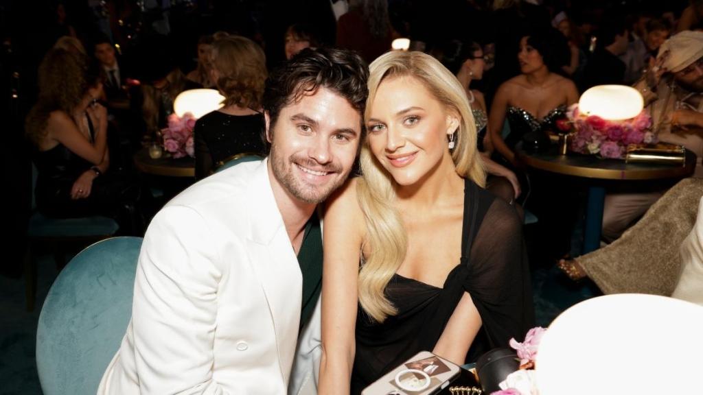 Chase Stokes' Ex Shuts Down Feud Rumors With Kelsea Ballerini