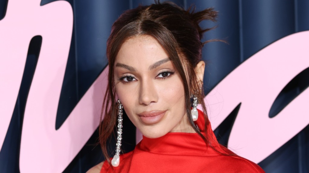 Anitta’s Risky V-Neck Fringe Dress Adds a Daring Twist to Birthday Celebration