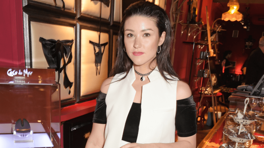 Jorginho Frello's Wife Slams Chappell Roan After Her Apology Video