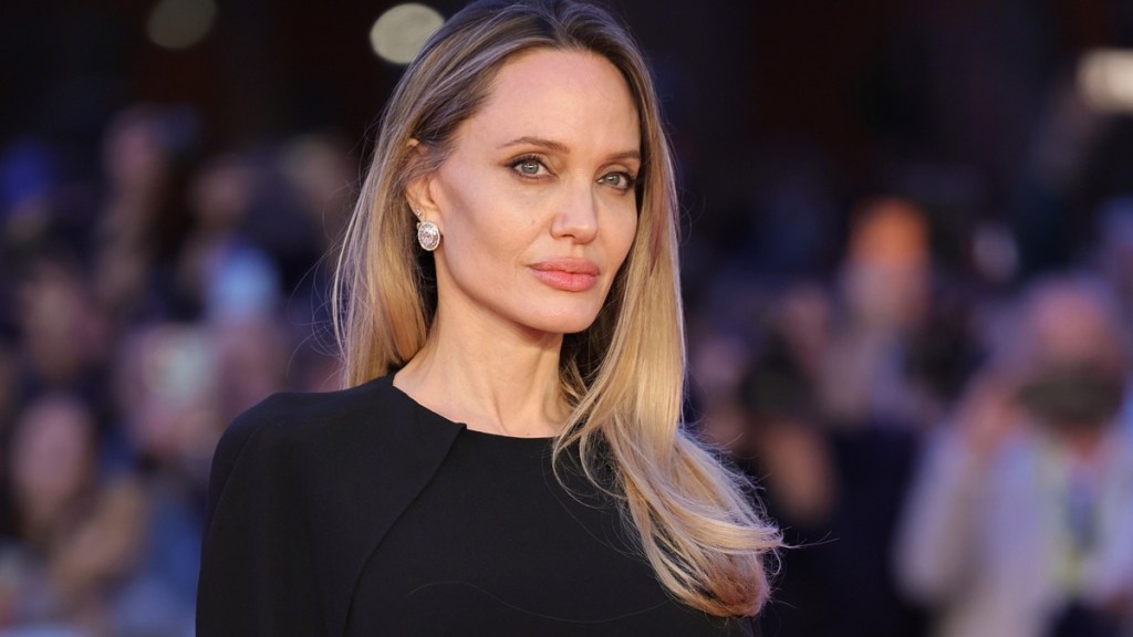 angelina jolie