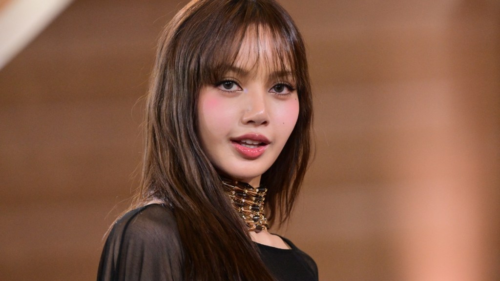 blackpink lisa