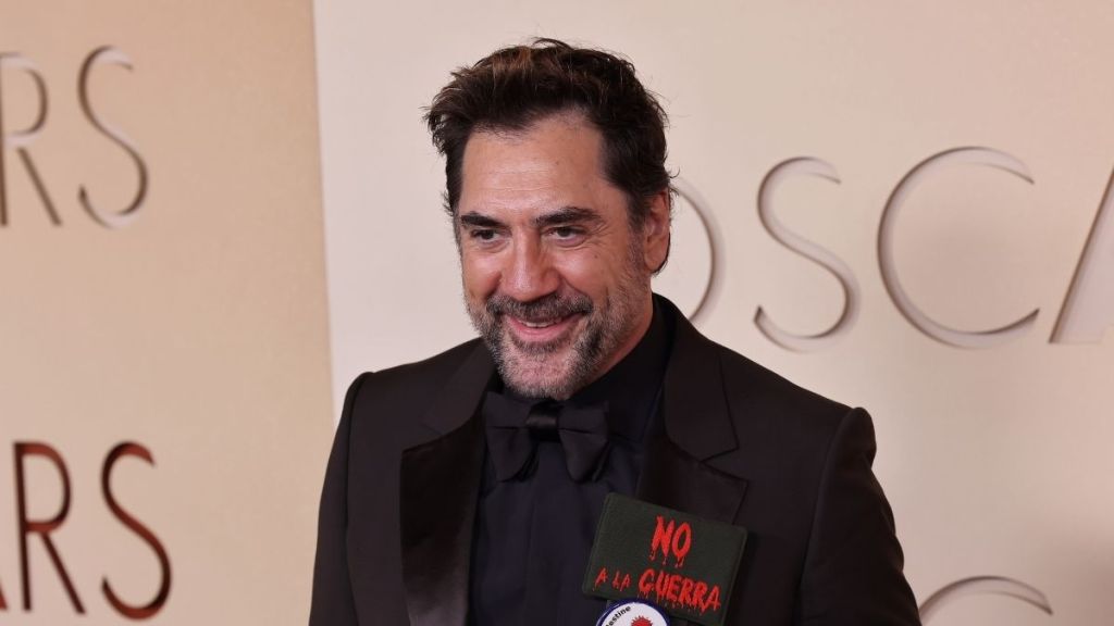Javier Bardem Condemns Donald Trump for 'Illegal War' at Oscars