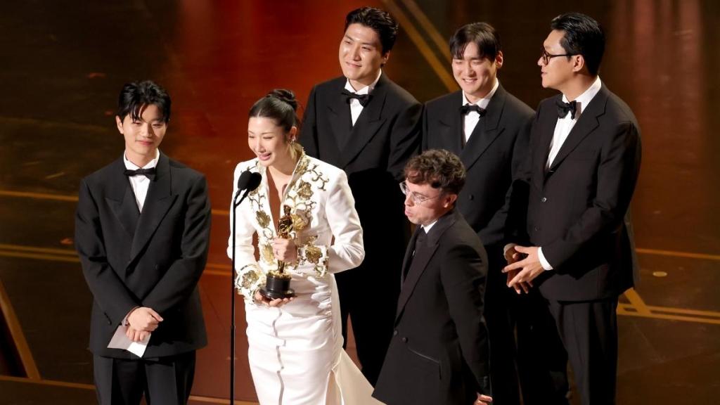 Oscar Producer Responds to Cutting KPop Demon Hunters Speech Backlash