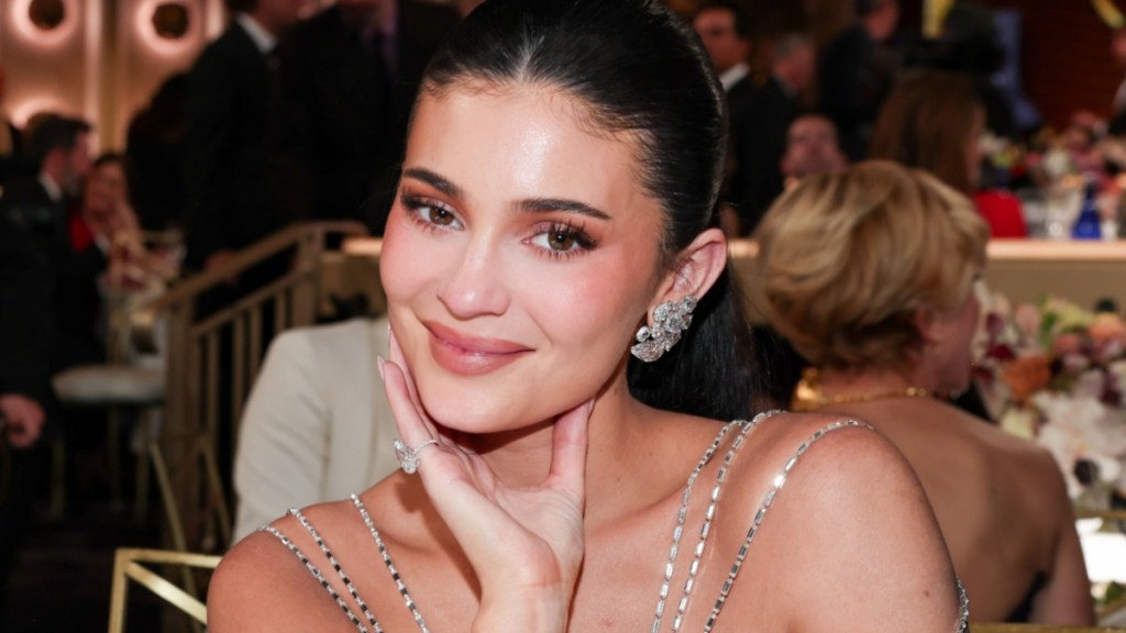 Kylie Jenner Drops Bikini-Clad Look for Vanity Fair Cover