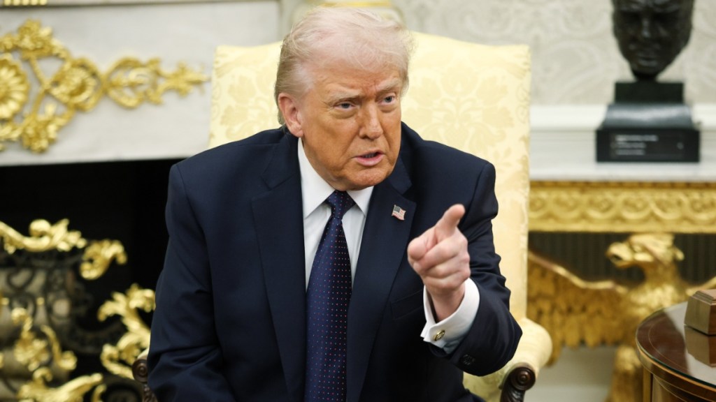 Donald Trump Faces Backlash for Playing Golf Amid Iran War