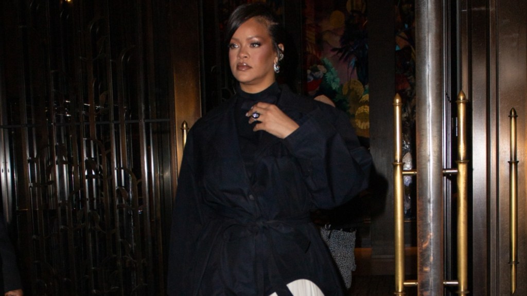 Gunshots Fired at Rihanna’s Beverly Hills House, Suspect Arrested – Report