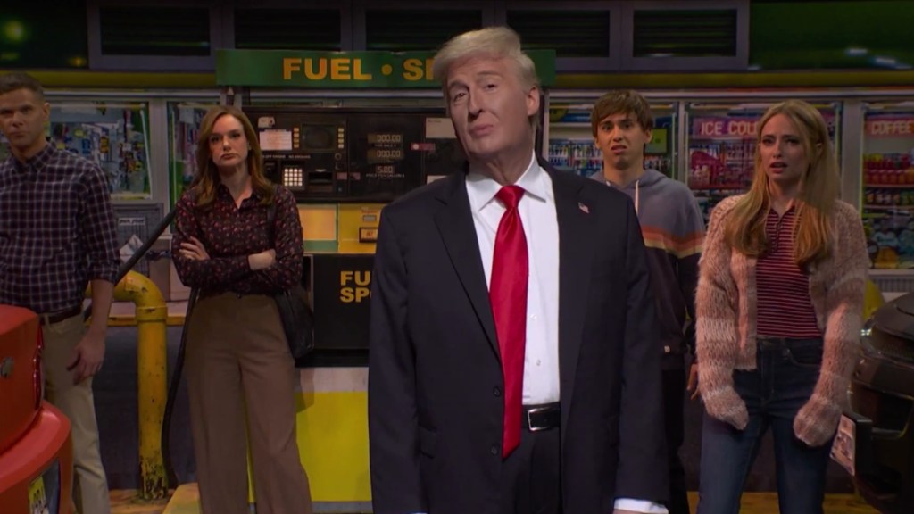 SNL's Donald Trump Doesn't Hold Back on Timothée Chalamet Jokes