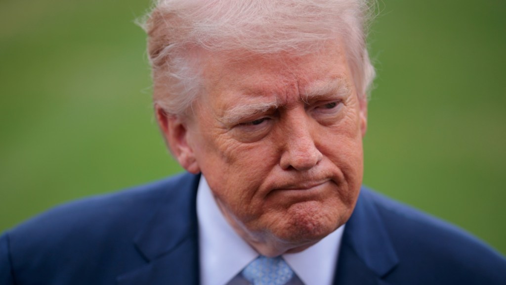 Donald Trump Says ICE Agents Won't Wear Masks at Airports