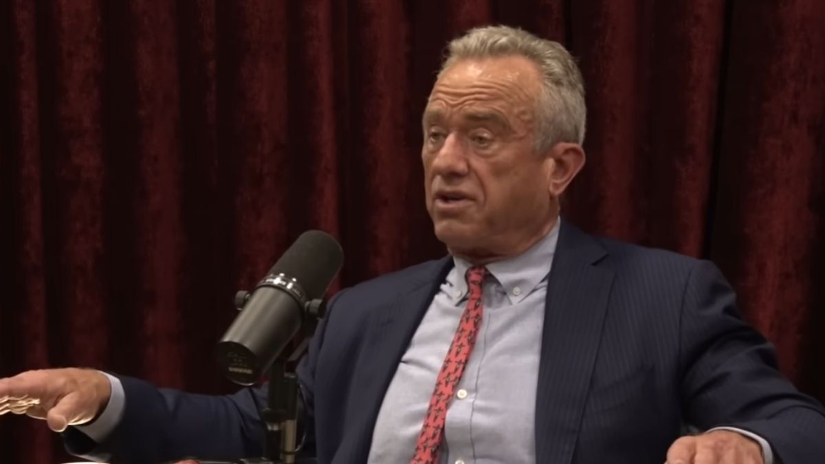 RFK Jr. Tells Joe Rogan He's 'Not Happy' With This Donald Trump ...