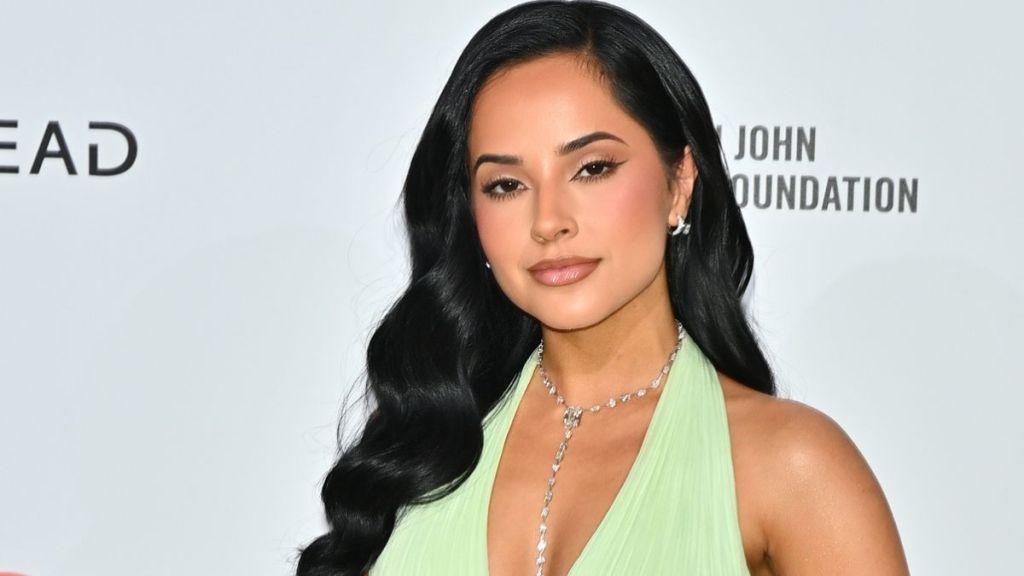 Becky G’s Bold Crop Top Is Held by Only 2 Strings for Her Big Update