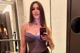 Sofía Vergara Lets Her Lacy Strapless Corset Do All the Talking in Paris