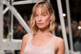 Margot Robbie Dominates PFW With Stylish Bob Hairdo
