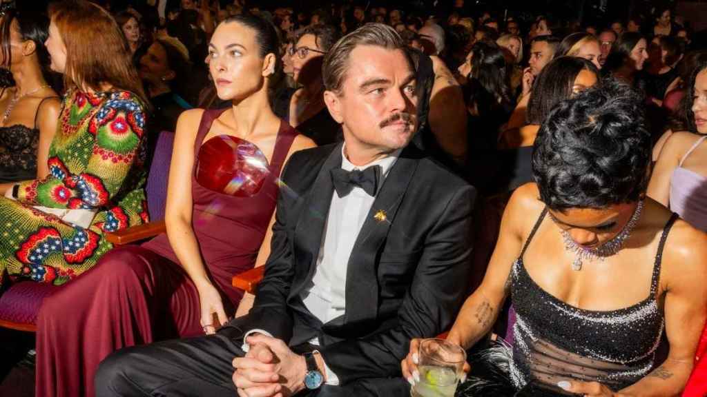 Leonardo DiCaprio's 'Coded' Move Towards Girlfriend Gets Noticed — Source