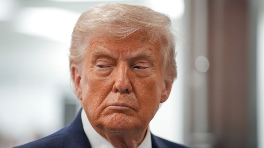 Jon Stewart Compares Donald Trump to 'Grandpa Who Lost His Filter'