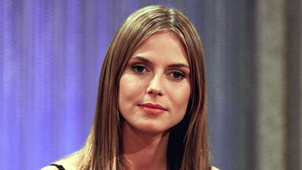 Heidi Klum Throws It Back to 90s With Boldly Iconic Looks