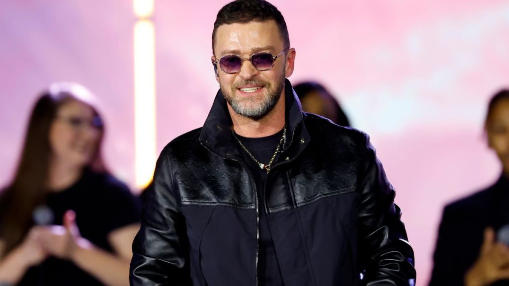 Justin Timberlake Goes Viral After DWI Arrest Footage Releases