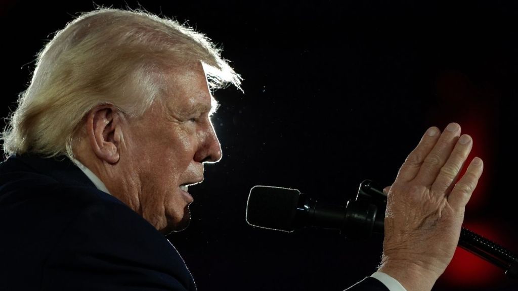 Donald Trump Says US Military Wants $400M White House Ballroom