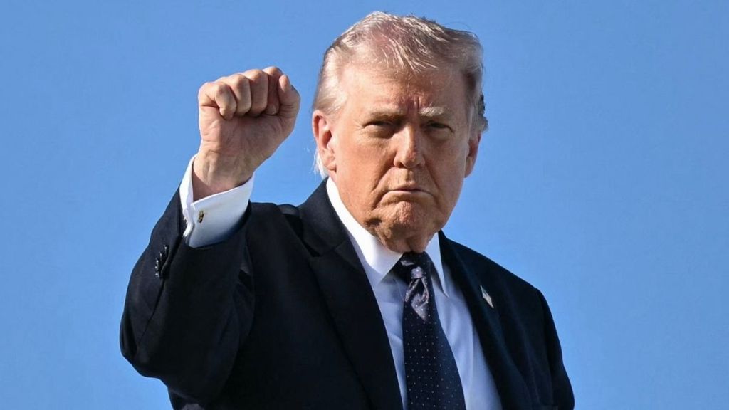 SNL Mocks Donald Trump With His Own 2011 Clip Amid Iran War