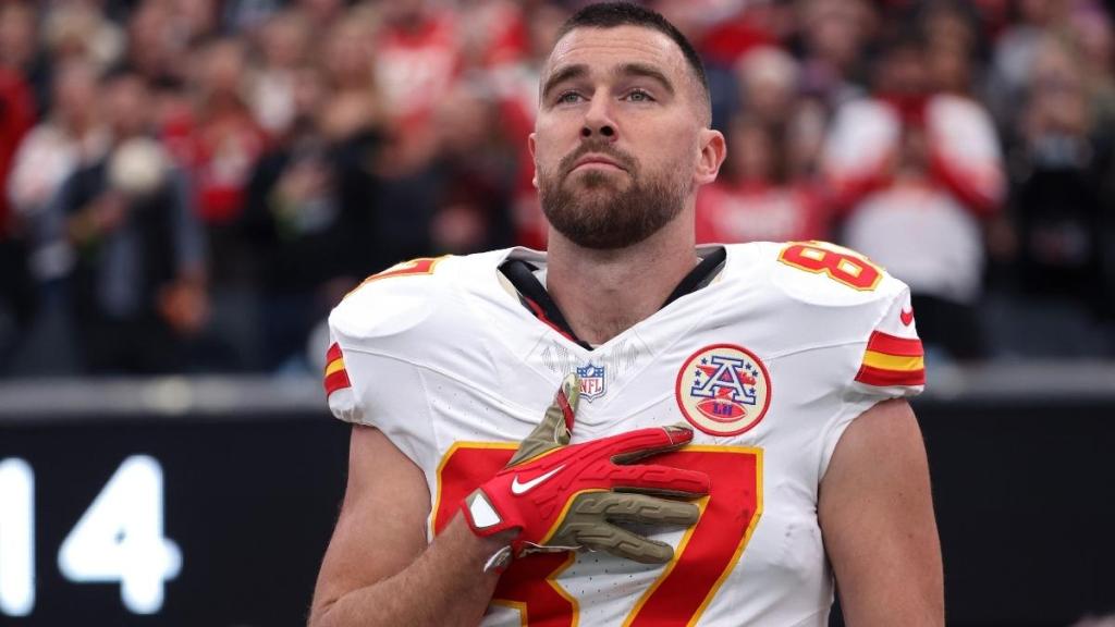 Travis Kelce Reportedly Coming Back to Chiefs for Another Year