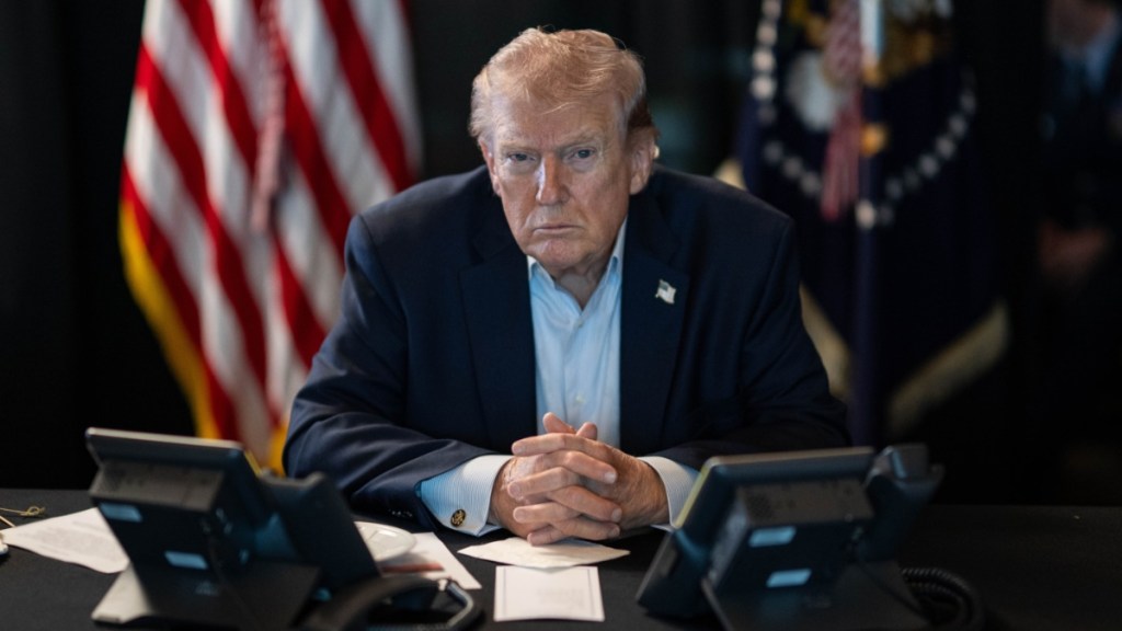 is donald trump getting impeached 2026 midterms