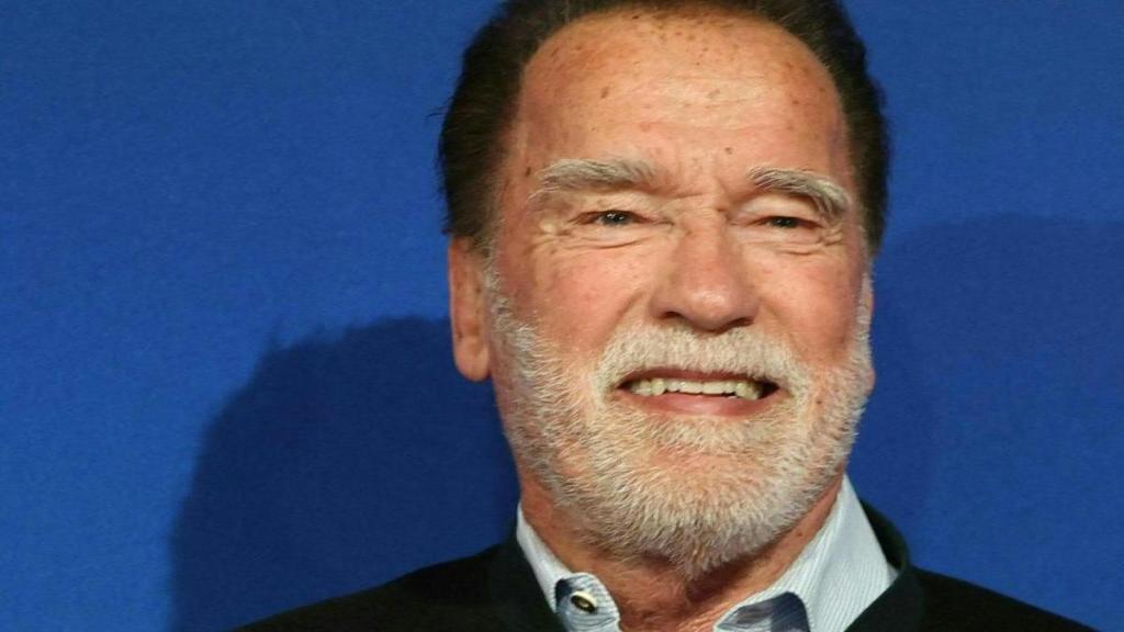 Arnold Schwarzenegger Wins ‘Frame-Mogging’ Trend With Throwback Video