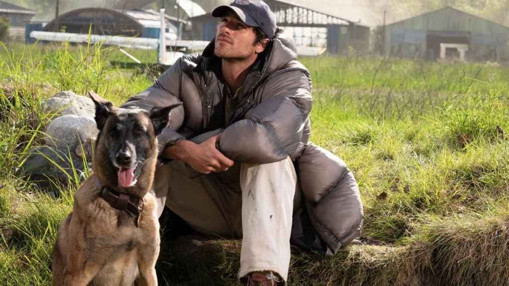 The Dog Stars’ 1st Look Shows Josh Brolin & Jacob Elordi in Ridley Scott Sci-Fi Movie