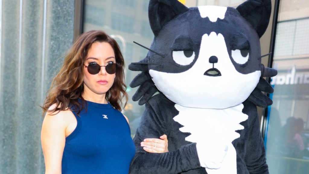 Aubrey Plaza Kevin reviews Rotten Tomatoes Amazon Prime Video