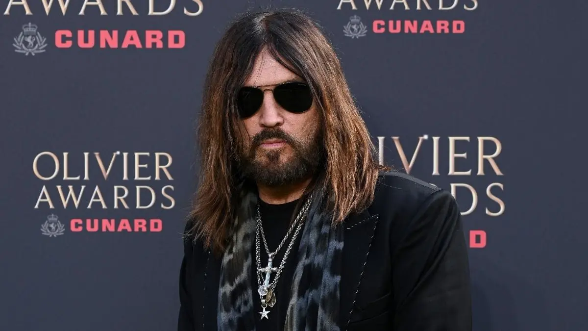 Billy Ray Cyrus Defends Performing for Both Democratic & Republican ...