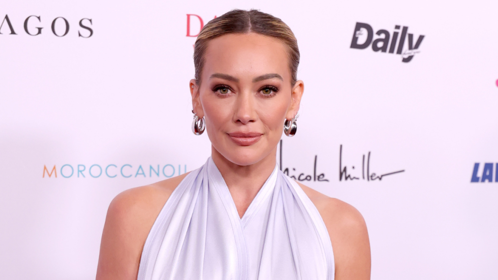 Hilary Duff Sweats It Out in Sports Bra With a Cutout & Micro Shorts