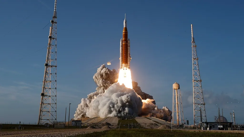 artemis II